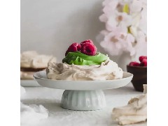 輕盈又綿軟的抹茶帕夫洛娃!